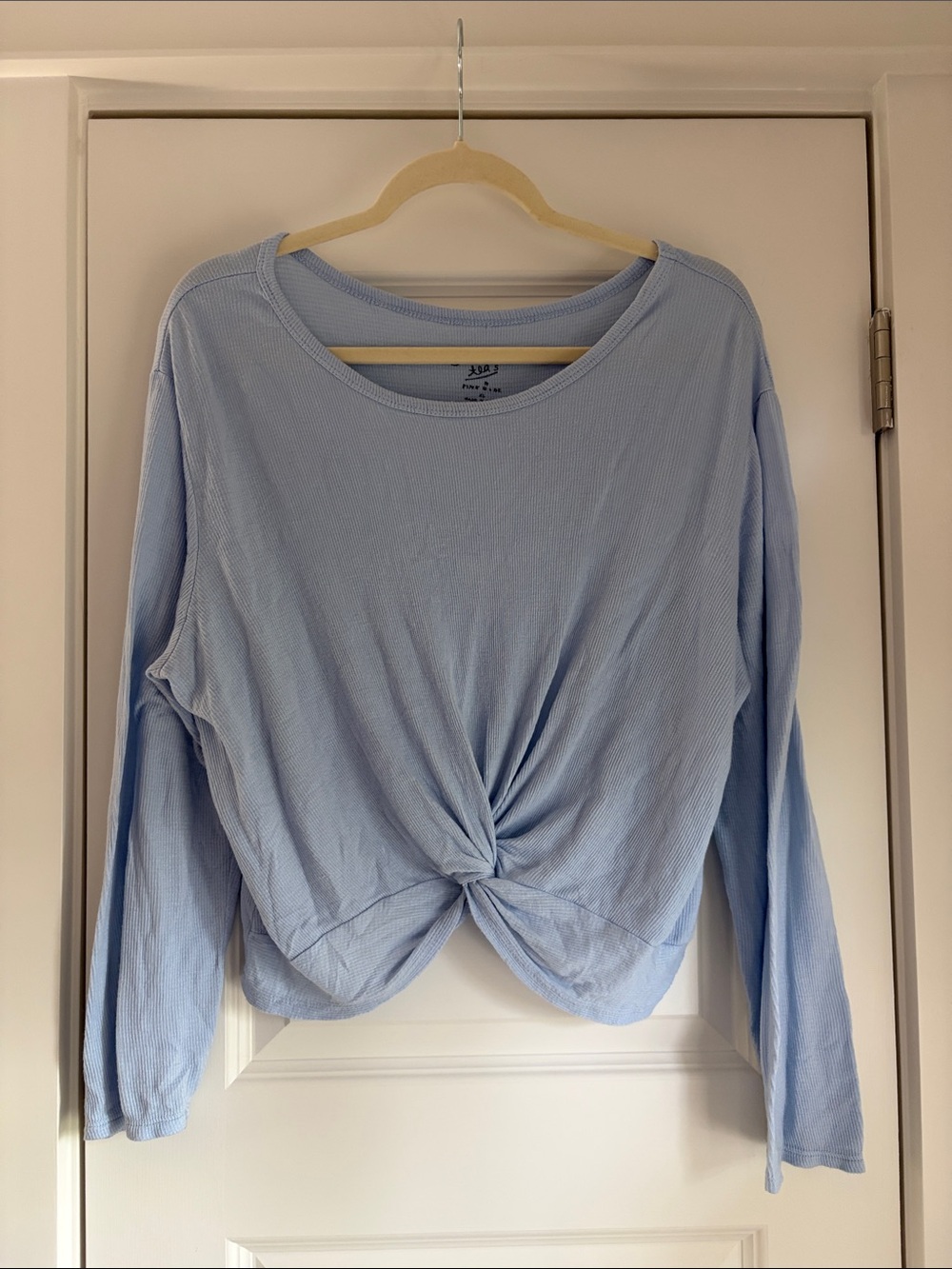 💙 Pink Rose Light Blue Twist-Front Long Sleeve Top